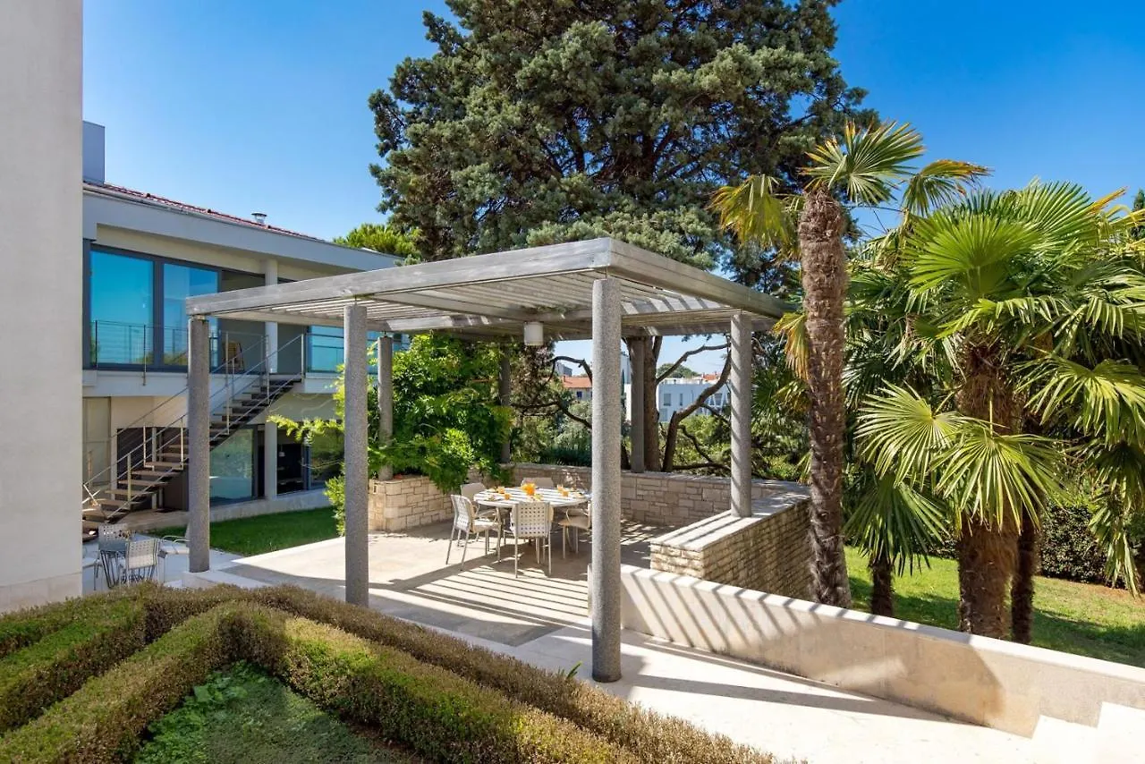 Rm Grande Villa Rovinj 0*,  Croatia